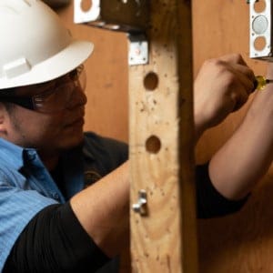 A Career Guide to becoming an Electrician gives you a direct path to success