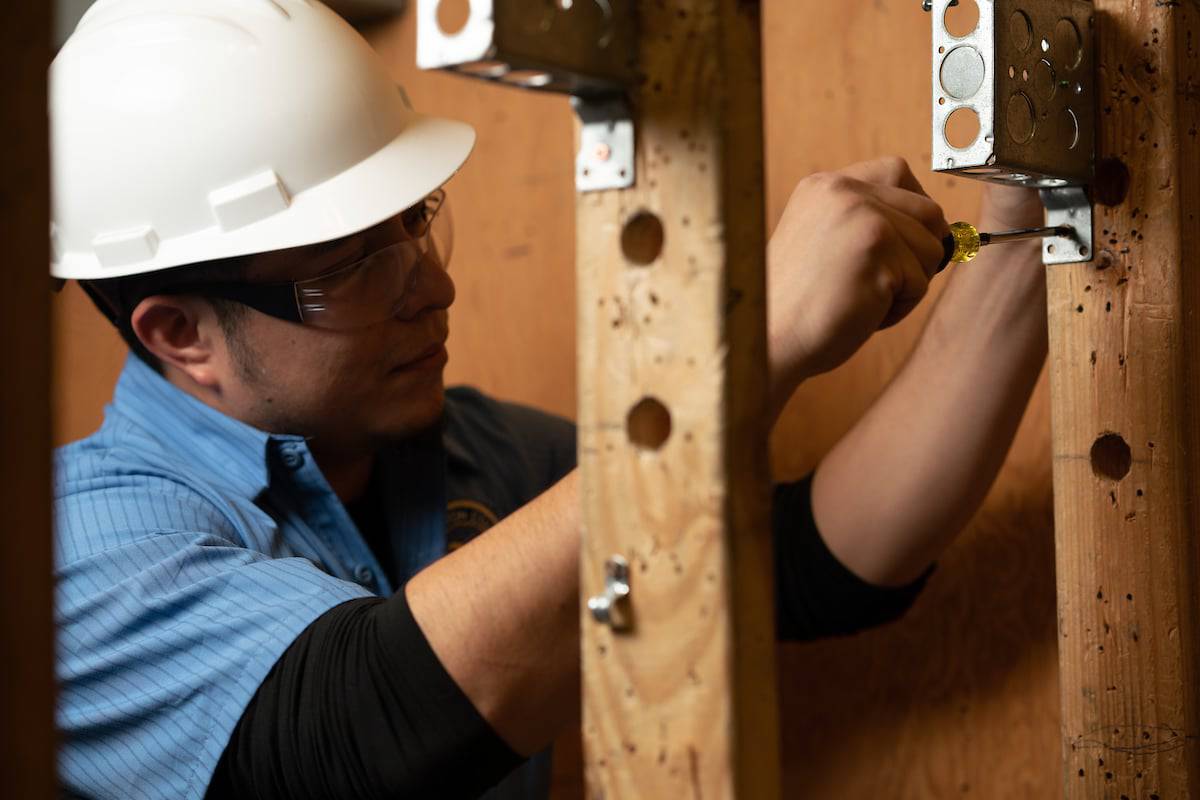 A Career Guide to Becoming an Electrician | Carrington College