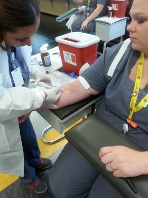 SP Blogger Chelsea Having Blood Drawn